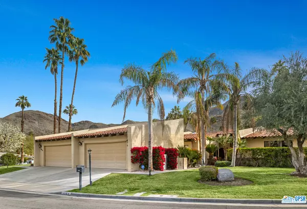 E Bogert Trl #B, Palm Springs, CA 92264