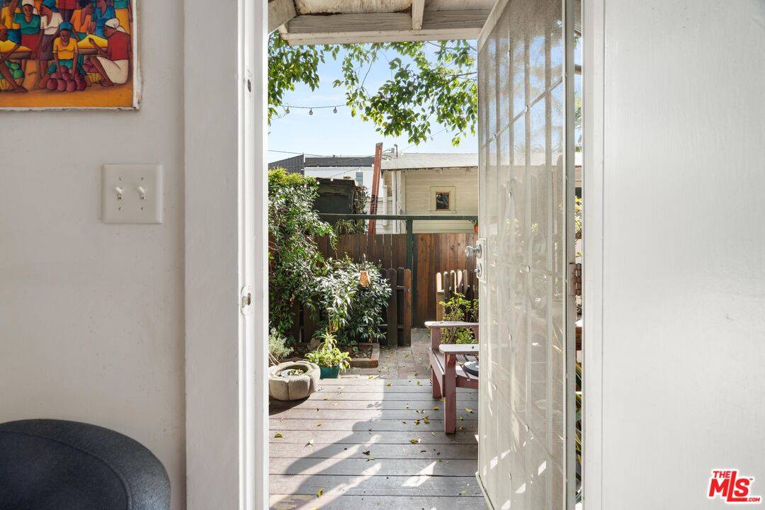 Venice, CA 90291,1309 Cabrillo Ave