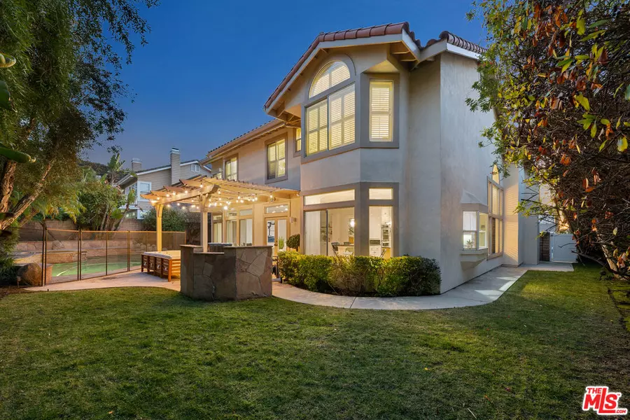 3542 Via Del Prado, Calabasas, CA 91302