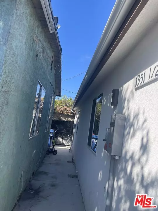 Los Angeles, CA 90011,1353 E 41st Pl