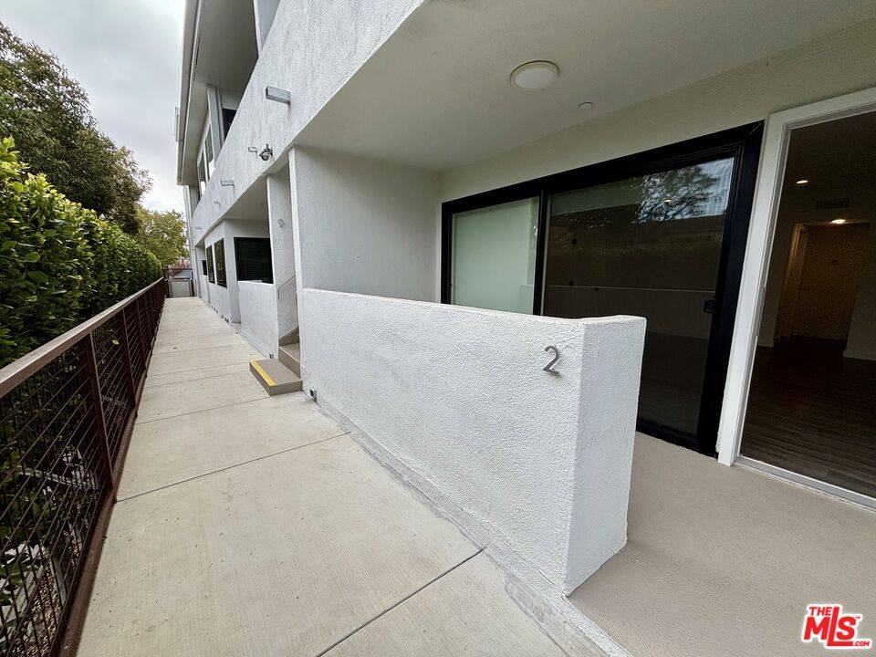 Santa Monica, CA 90401,1264 9th St #B