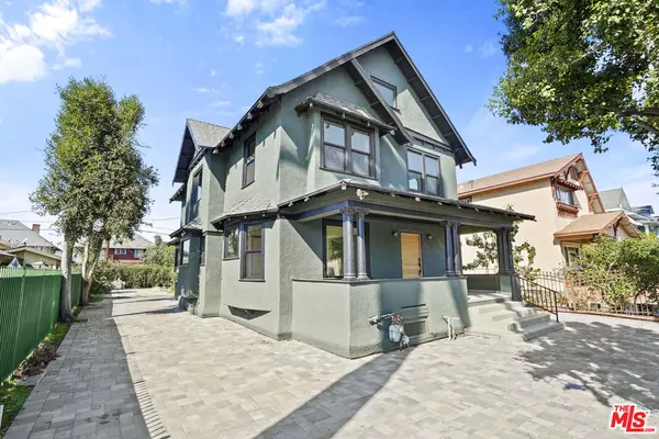 Los Angeles, CA 90007,2745 Kenwood Ave