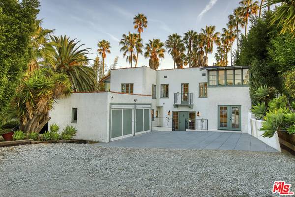 6749 Whitley Ter, Los Angeles, CA 90068
