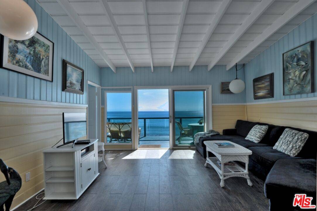 Malibu, CA 90265,24528 MALIBU RD