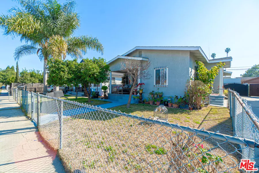 674 W 59th Pl, Los Angeles, CA 90044