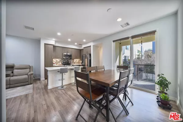 Montebello, CA 90640,317 Mission Rd