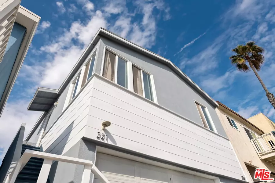 221 40th St, Manhattan Beach, CA 90266