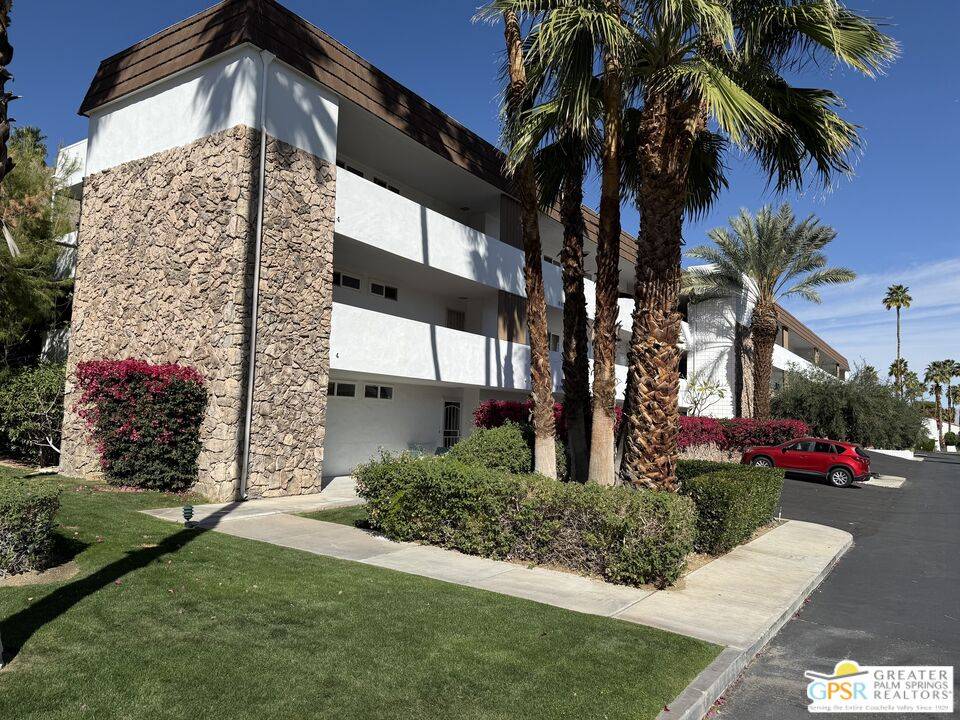 2393 S Skyview Dr #1, Palm Springs, CA 92264