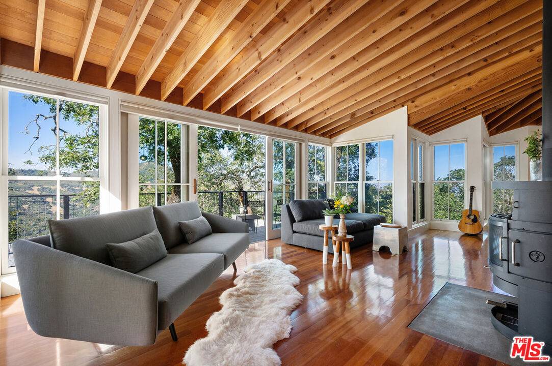 351 Wall Rd, Napa, CA 94558
