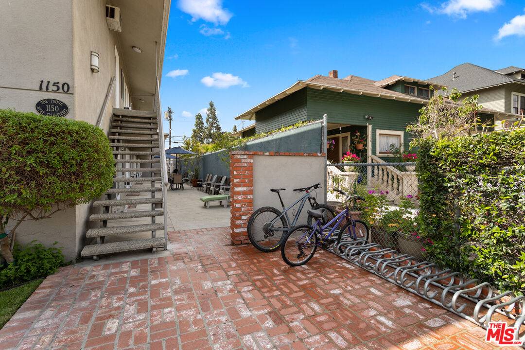 Los Angeles, CA 90007,1150 W 29th St