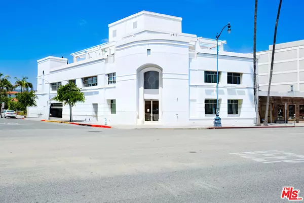 Beverly Hills, CA 90211,8693 Wilshire Blvd #200