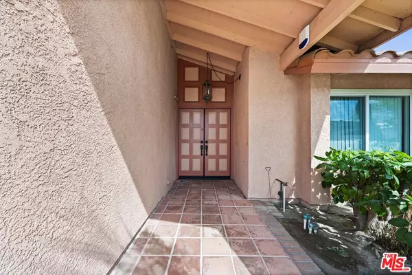 Chino, CA 91710,6046 Rosa Ct