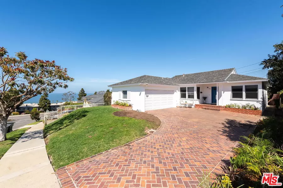 637 Via Los Miradores, Redondo Beach, CA 90277
