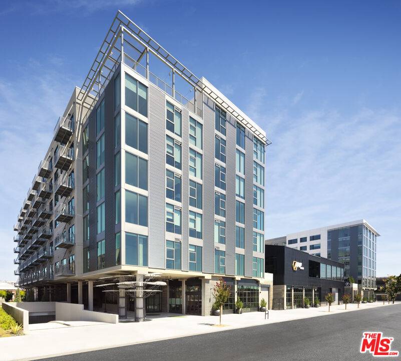 695 S Santa Fe AVE #302, Los Angeles, CA 90013