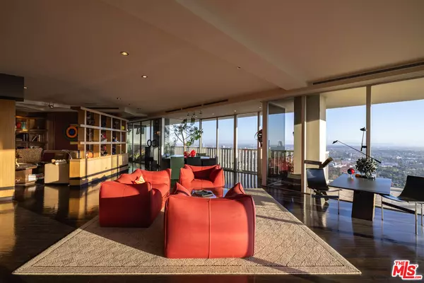 West Hollywood, CA 90069,9255 Doheny Rd #2502