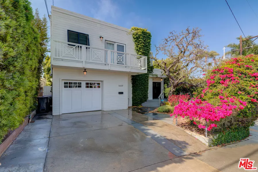 1659 3rd St, Manhattan Beach, CA 90266