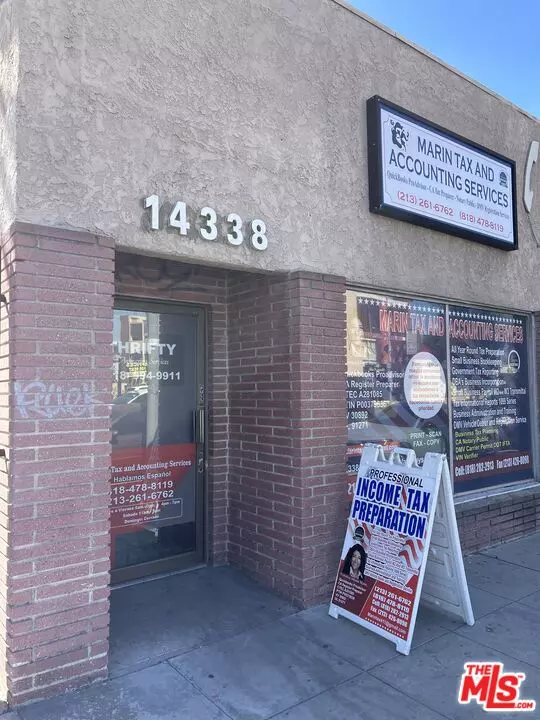 14338 Victory Blvd, Van Nuys, CA 91401