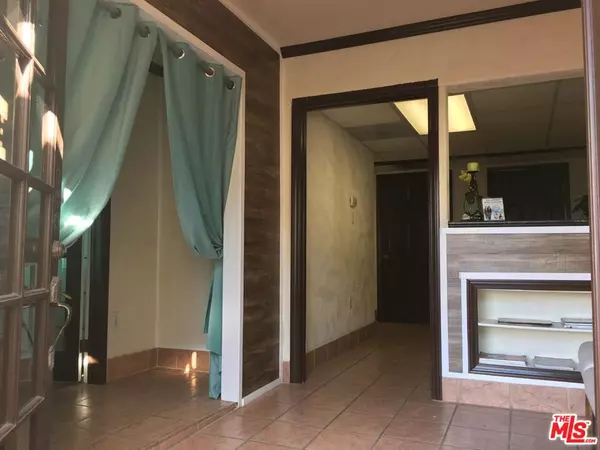 Malibu, CA 90265,21241 Pacific Coast Hwy #21241