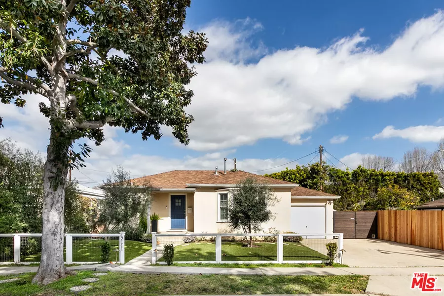 12111 Clarkson Rd, Los Angeles, CA 90064