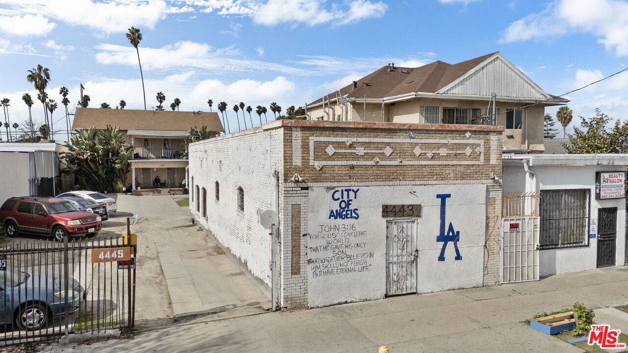 Los Angeles, CA 90011,4441 Avalon Blvd