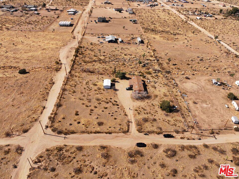 Phelan, CA 92371,7828 Sunset Rd