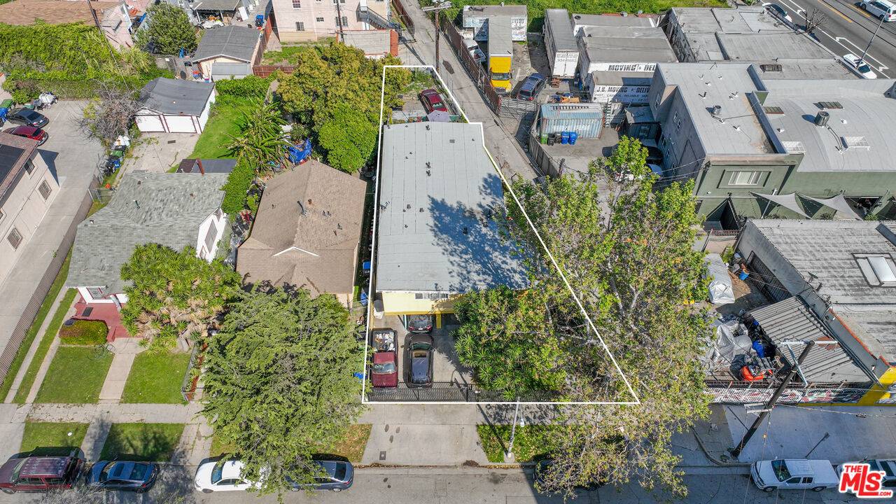 Los Angeles, CA 90016,2530 S Sycamore Ave