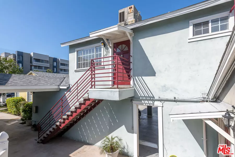 5416 Colfax Ave, North Hollywood, CA 91601