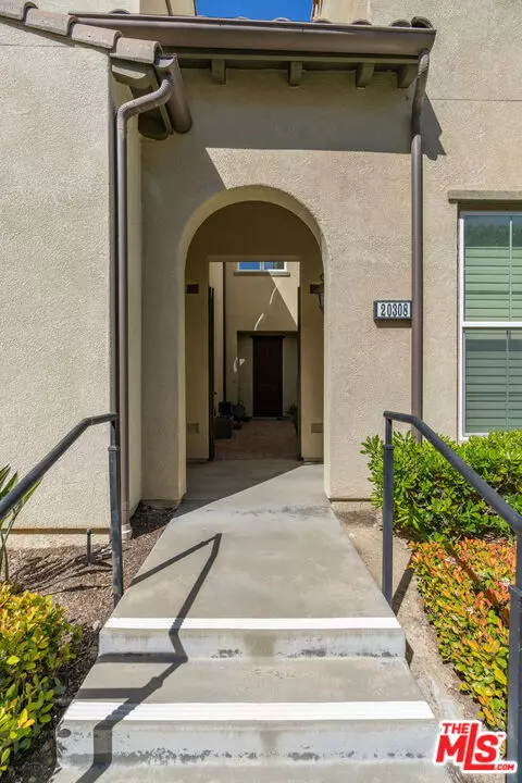 Porter Ranch, CA 91326,20308 Paseo Los Arcos