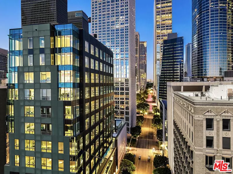 655 S Hope St #1702, Los Angeles, CA 90017