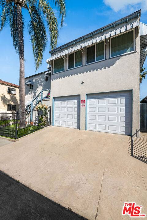 Los Angeles, CA 90012,1133 Sunvue Pl #1133-1135