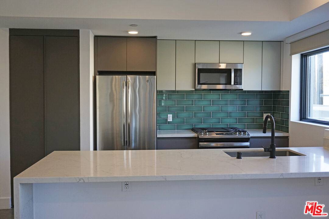 2140 Butler Ave #211, Los Angeles, CA 90025