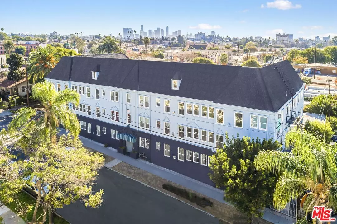 Los Angeles, CA 90029,4108 Marathon St