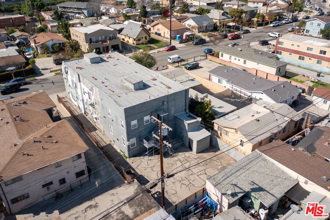 Los Angeles, CA 90022,722 S Ford Blvd