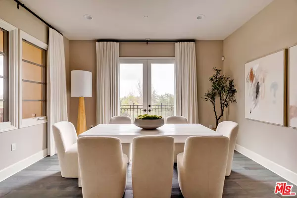 Calabasas, CA 91302,23500 Park Sorrento #C42