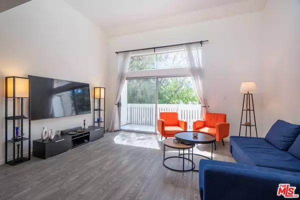 Tarzana, CA 91356,5700 Etiwanda Ave #278
