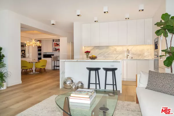 West Hollywood, CA 90069,999 N Doheny Dr #212