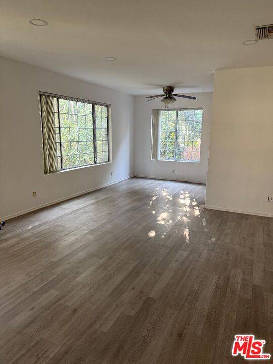 311 S Norton Ave #206, Los Angeles, CA 90020