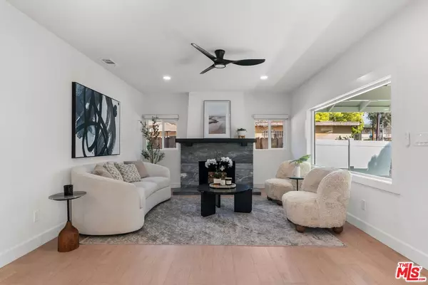 Pasadena, CA 91103,1027 N Summit Ave