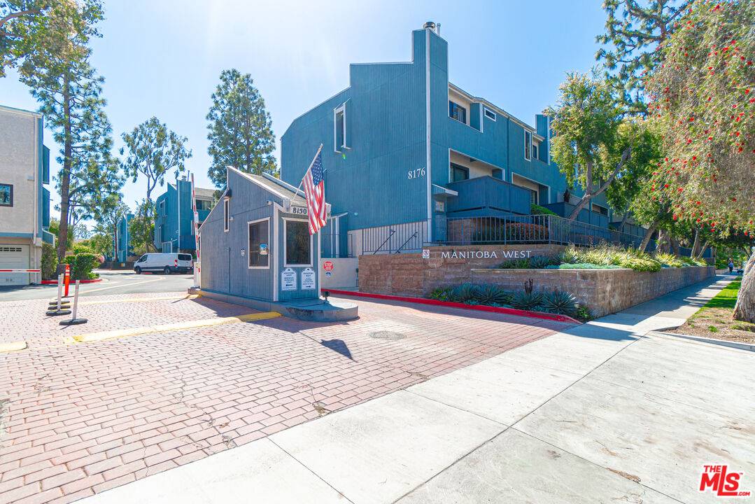 8162 Manitoba St #313, Playa Del Rey, CA 90293