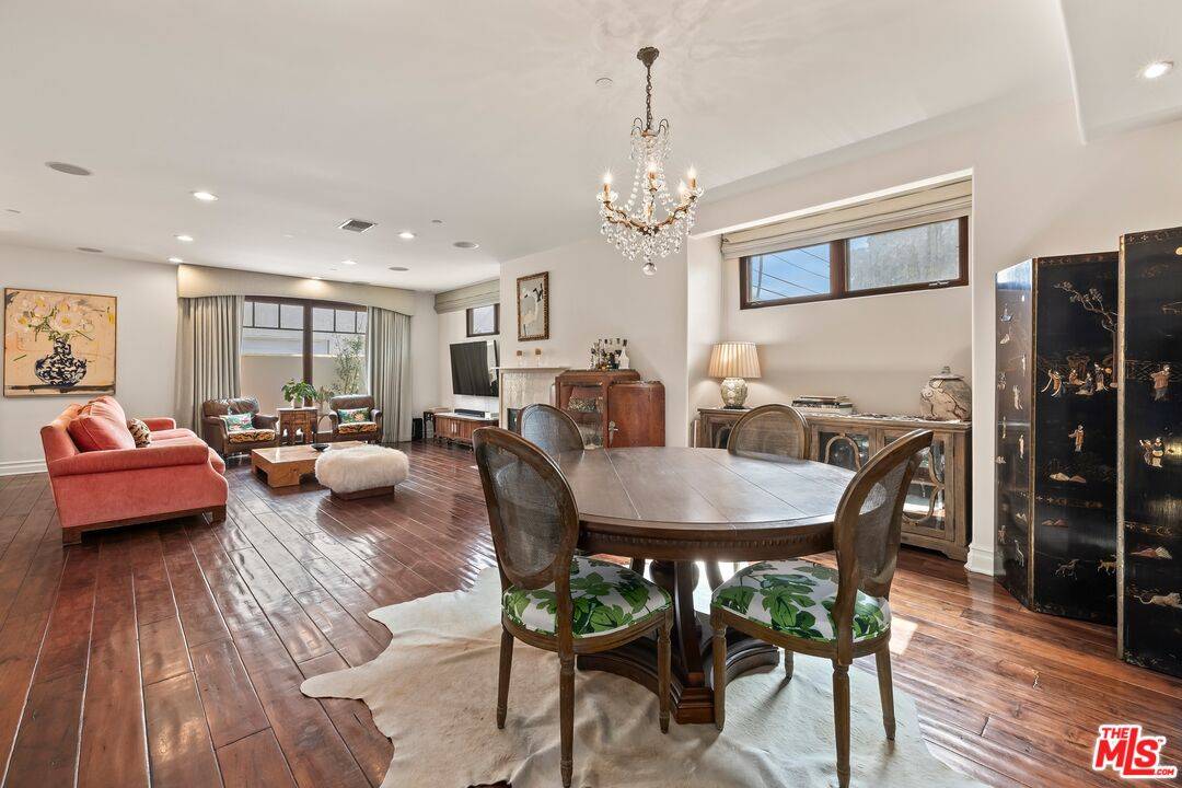 Santa Monica, CA 90403,849 14th St #8