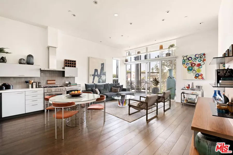 751 N Fairfax Ave #4, Los Angeles, CA 90046