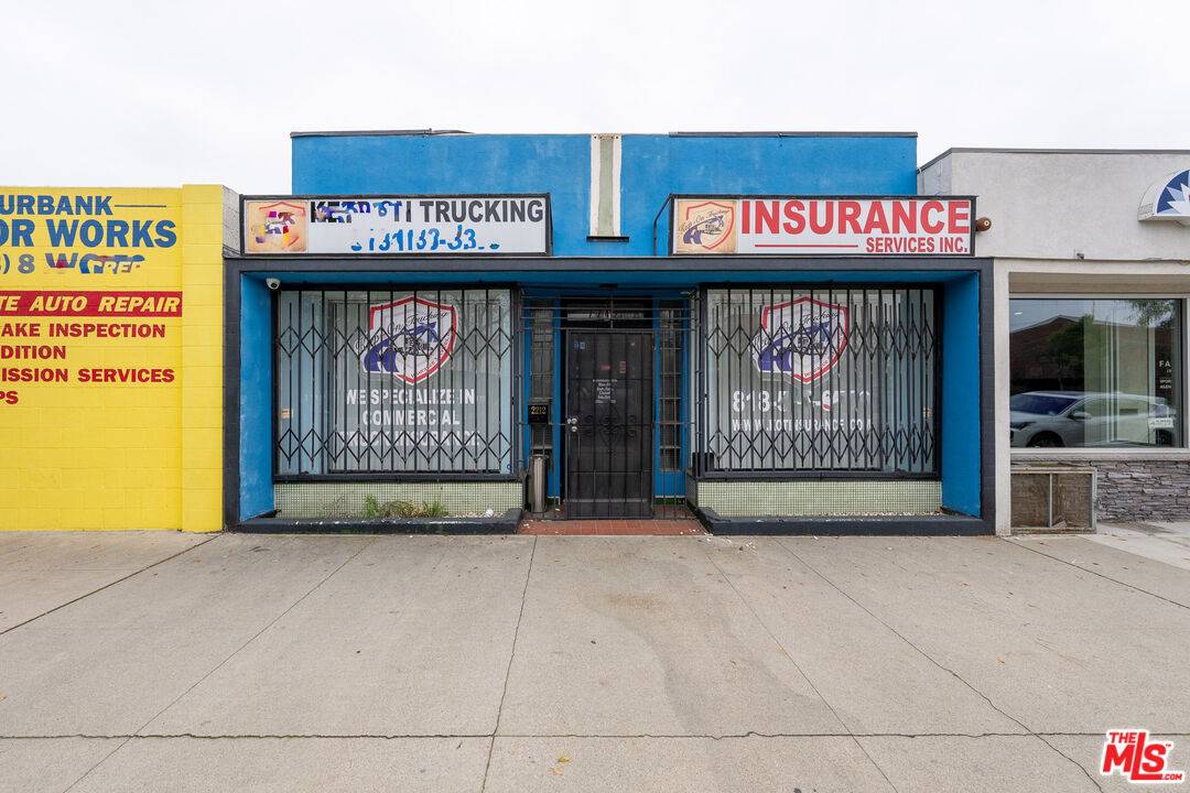 Burbank, CA 91506,2212 W Burbank Blvd
