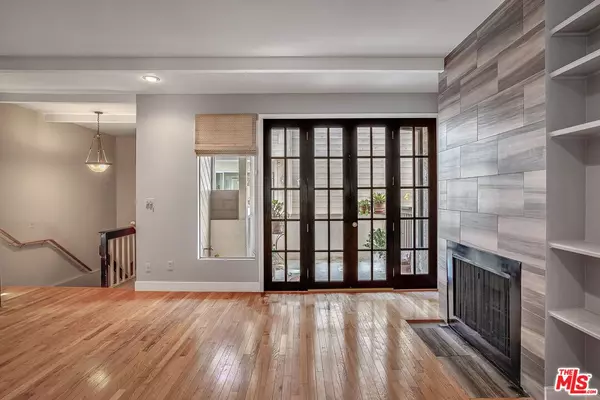 945 21st St #12, Santa Monica, CA 90403