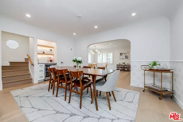 Burbank, CA 91505,915 N Cordova St