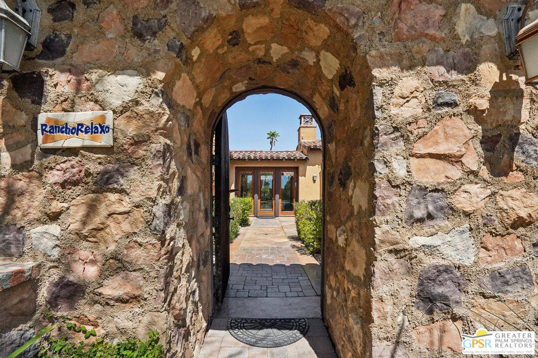 Palm Springs, CA 92264,1070 Bella Vis