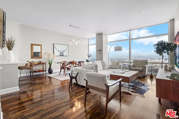 Los Angeles, CA 90015,900 W Olympic Blvd #40D