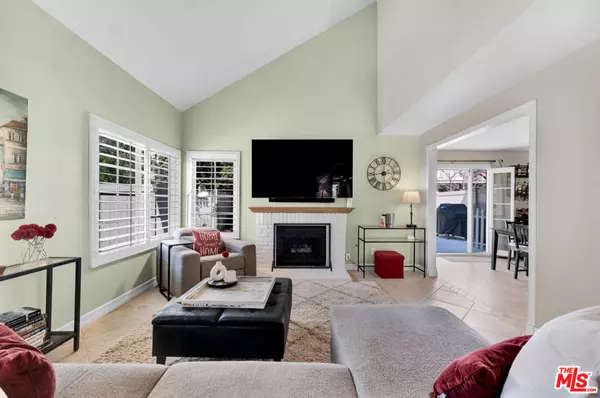 5225 Diane St #A, Simi Valley, CA 93063