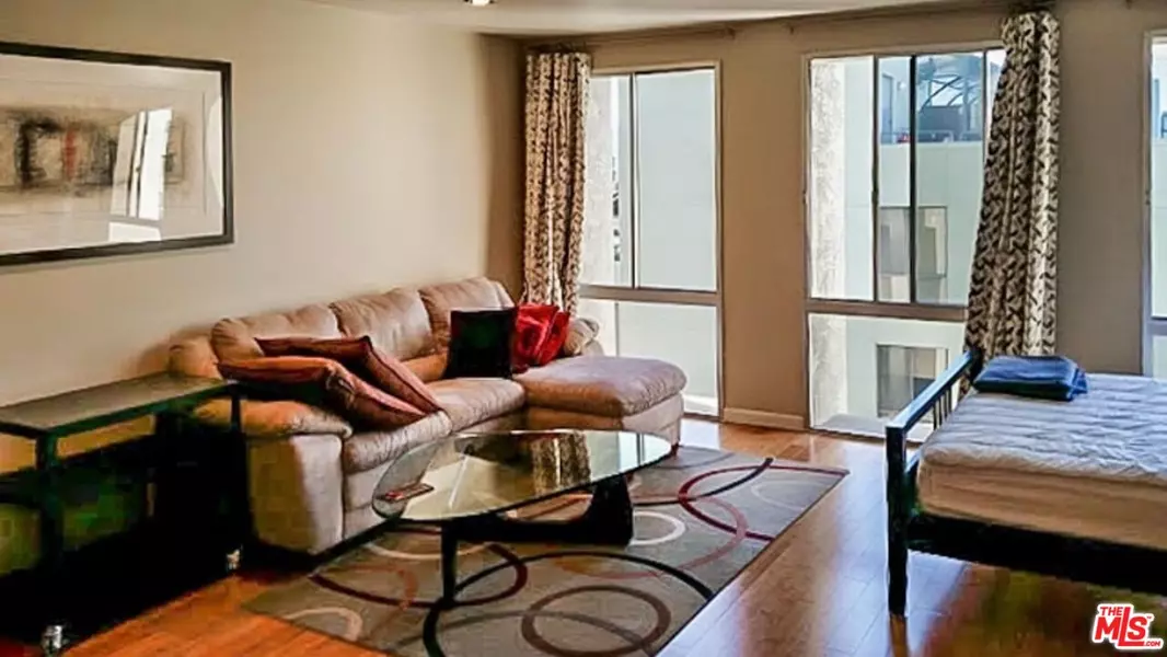 800 W 1st St #509, Los Angeles, CA 90012