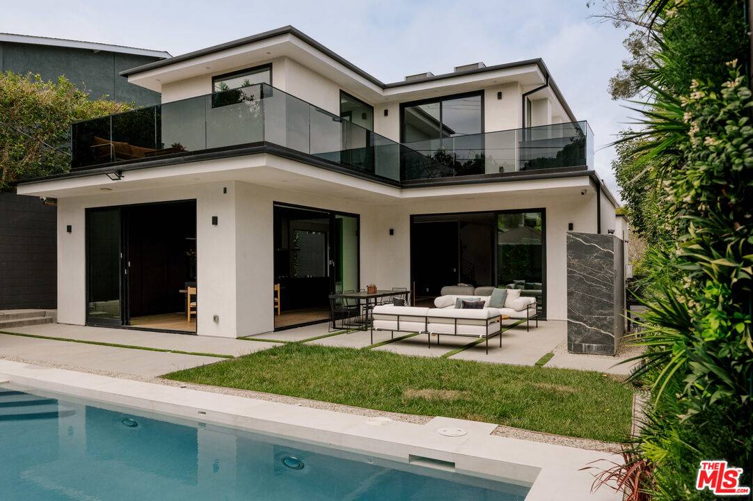 14058 Davana Ter, Sherman Oaks, CA 91423