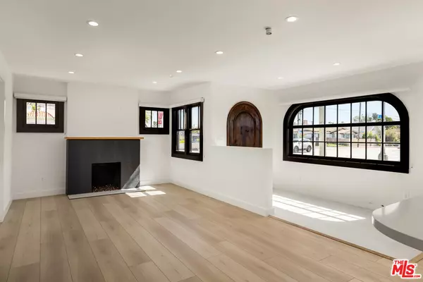 Santa Monica, CA 90405,2528 4th St